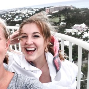 Meet your Posher, Abigail